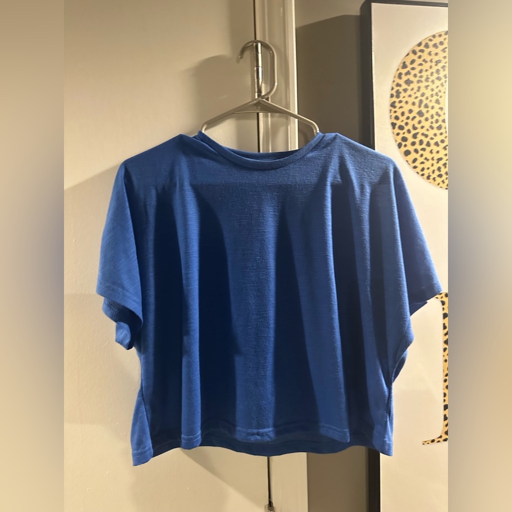 Cropped Blue Oversized Tee